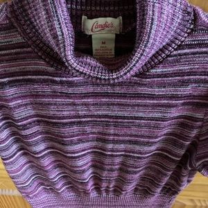 VINTAGE CANDIES Short sleeve knit top/sweater.                         Size M